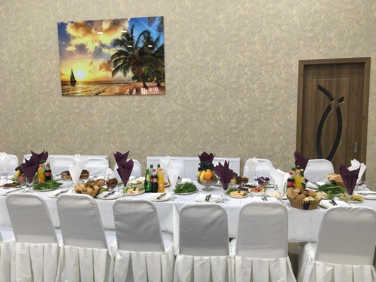 Hotel Triumph Ninotsminda Екстериор снимка