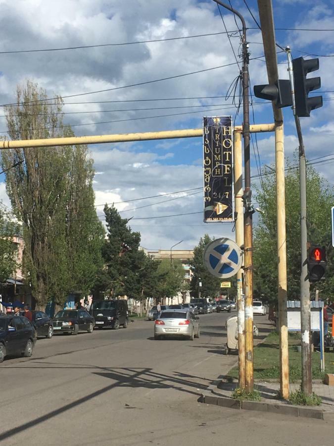 Hotel Triumph Ninotsminda Екстериор снимка